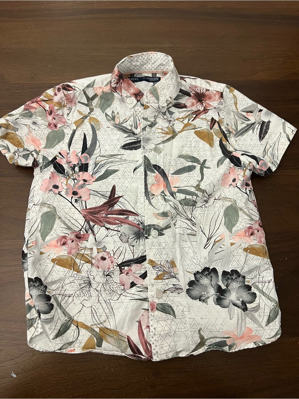 Bundle of 6 Boys Button-Down Shirt Sizes 3-6 - Picture 8 of 13